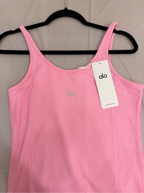 ALO Yoga Ribbed Pink Scoop Tank